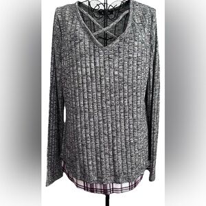 Relativity Cable Knit Plaid Hem Long Sleeve V Neck Blouse Womens Large Gray Top